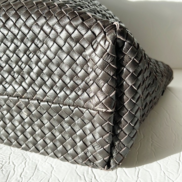 Ultra Soft Genuine Leather Large Tote - Picture 9 of 16